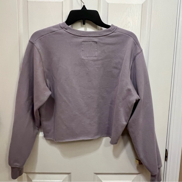 Hollister Cropped Crewneck Sweatshirt- size XS - Picture 2 of 6